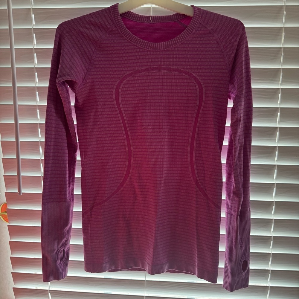 Lululemon Swiftly Tech Long Sleeve Crew
